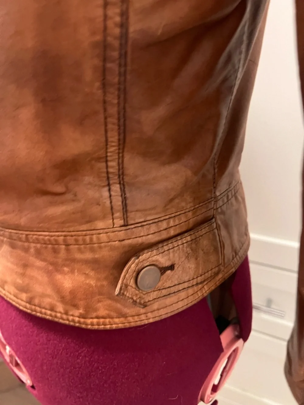 Vintage 1970s BLACK SHEEP 100% Genuine Leather Tailored Canada Moto Jacket Small - Picture 7 of 16